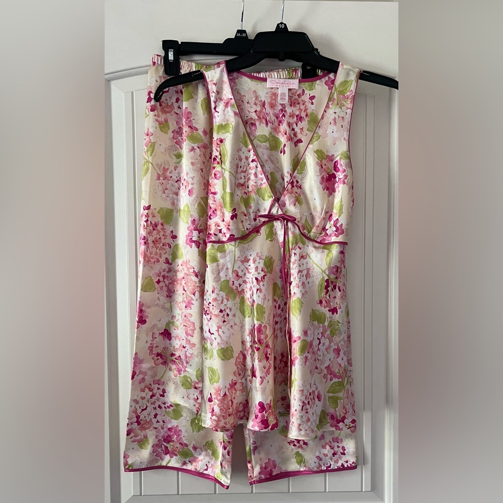 Oscar de la Renta Pink Floral Pajama Set 100% Silk